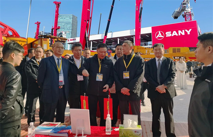 徐念沙会长到bauma CHINA 2024参观调研
